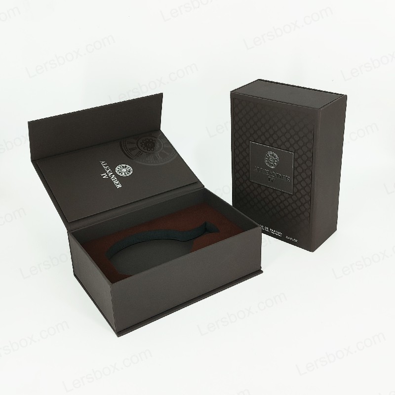 Guldfolie-stampad parfymbox med styvt lock och EVA-insats för lyxig presentation HP021