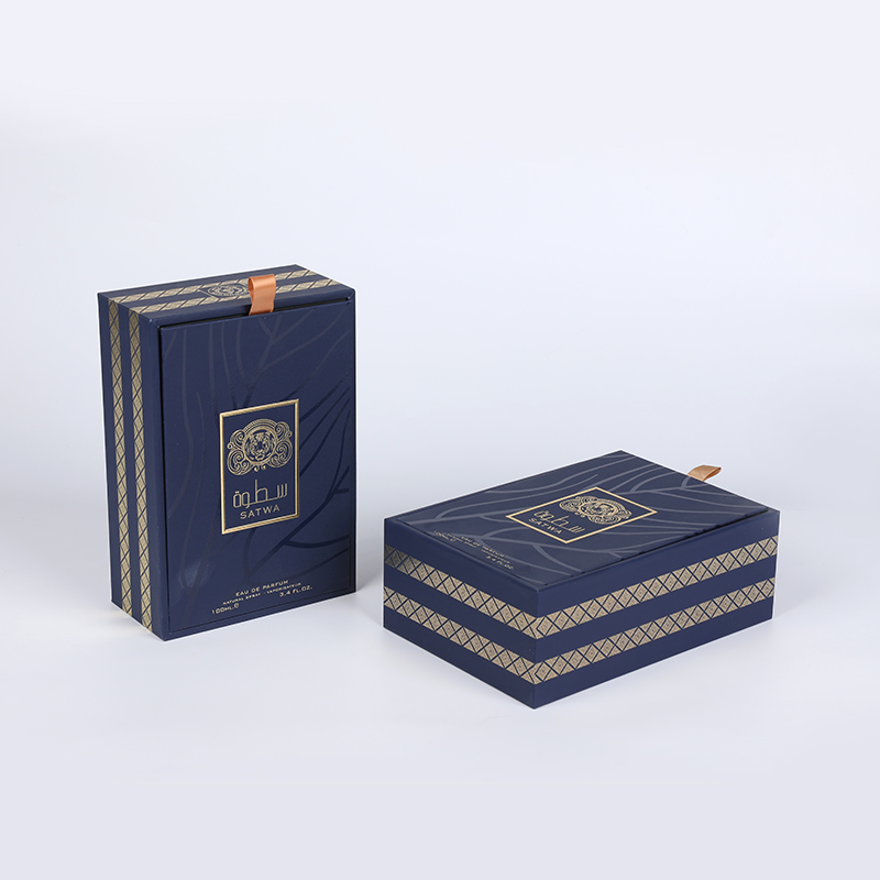 Anpassad EVA Inner Parfym & Cosmetic Opulent Feast