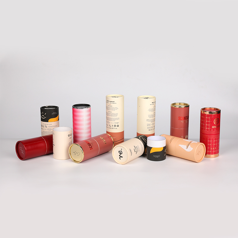 Delikat glanspapper med CMYK -tryckning